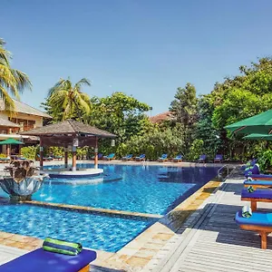 risata-bali-resort-spa.hotelsseminyak.net/