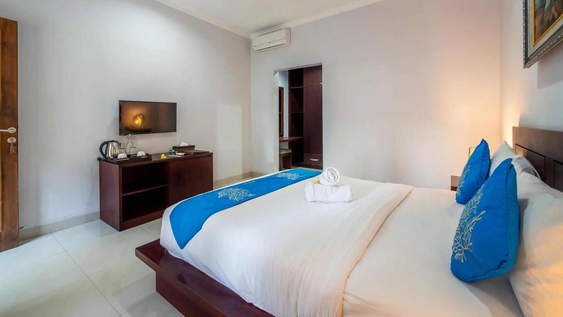 The Kutaya Hotel Kuta  Guest house